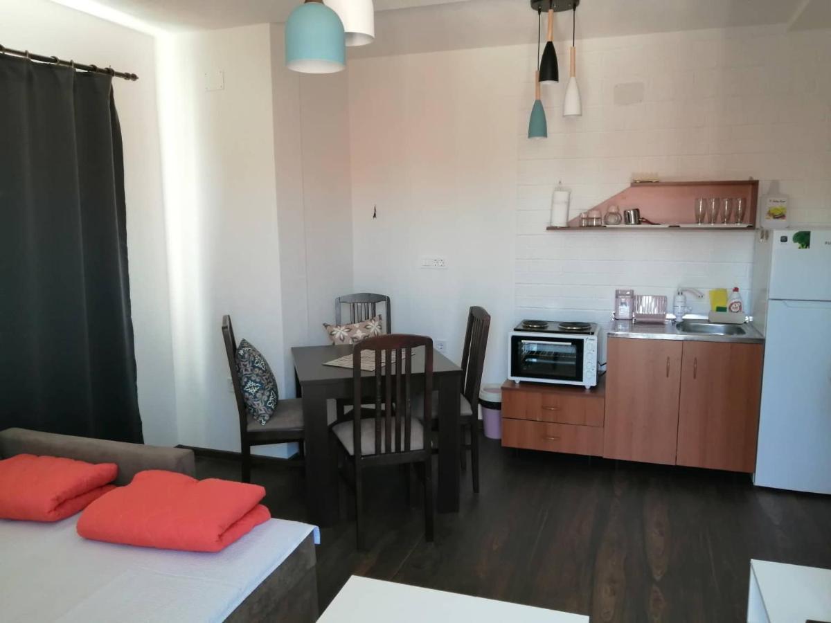 B&B Apartments Охрид Екстериор снимка